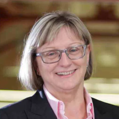 Picture of Heather Rumble Peterson